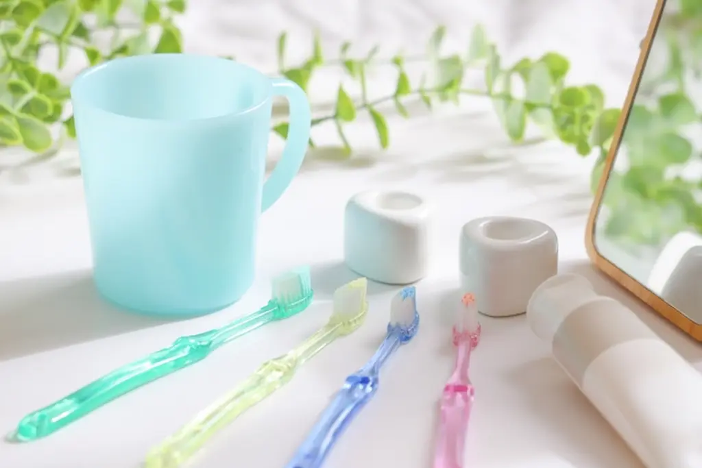 ハガキからLINEへ。患者様と「繋がれる」環境がクリニックの資産になる。